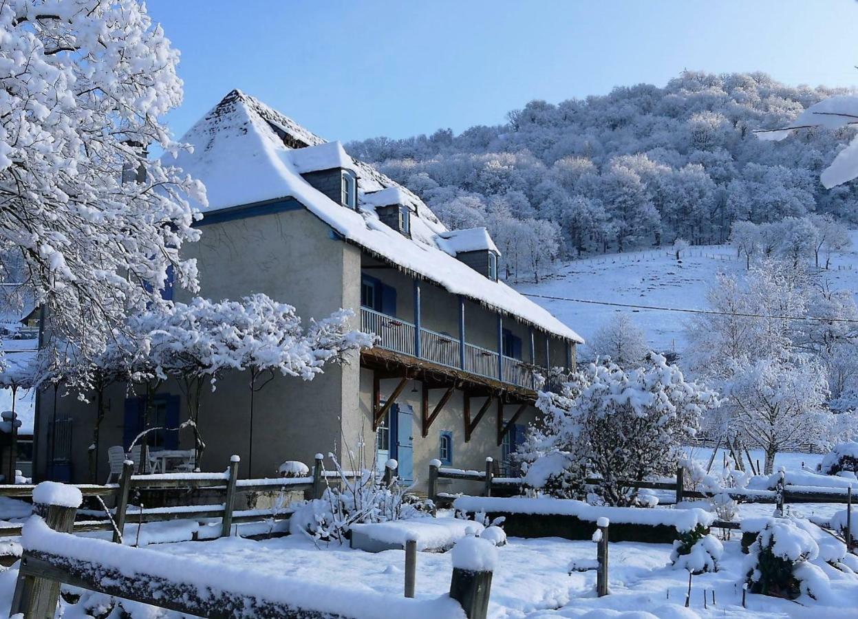 B&B Eth Béryè Petit Beaucens Esterno foto
