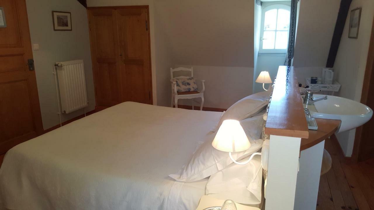 B&B Eth Béryè Petit Beaucens Esterno foto